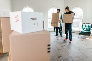 removlists moving items into new house